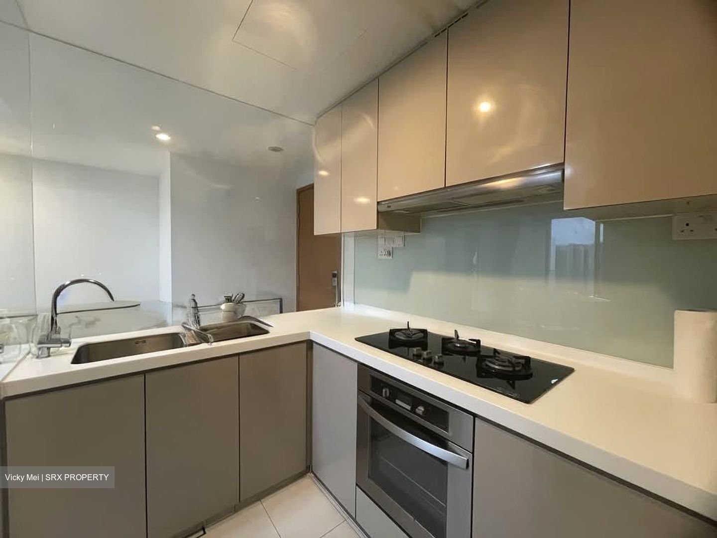 Centro Residences (D20), Condominium #568105661